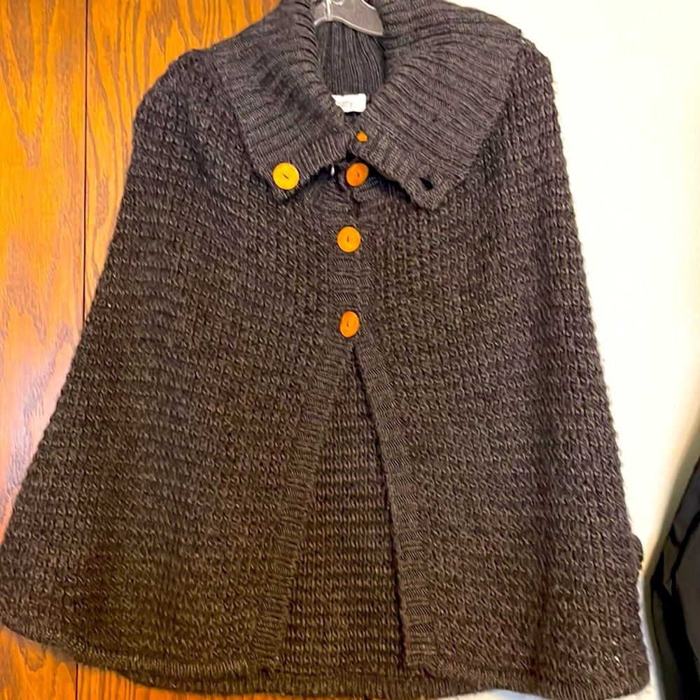 Beautiful charcoal poncho with wood button detail